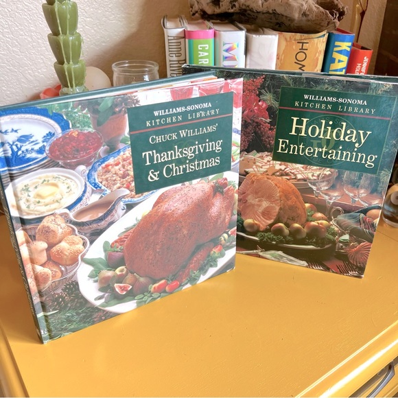 Set of Two 90s Cookbooks HOLIDAY ENTERTAINING  Williams Sonoma Kitchen Library - Picture 1 of 11